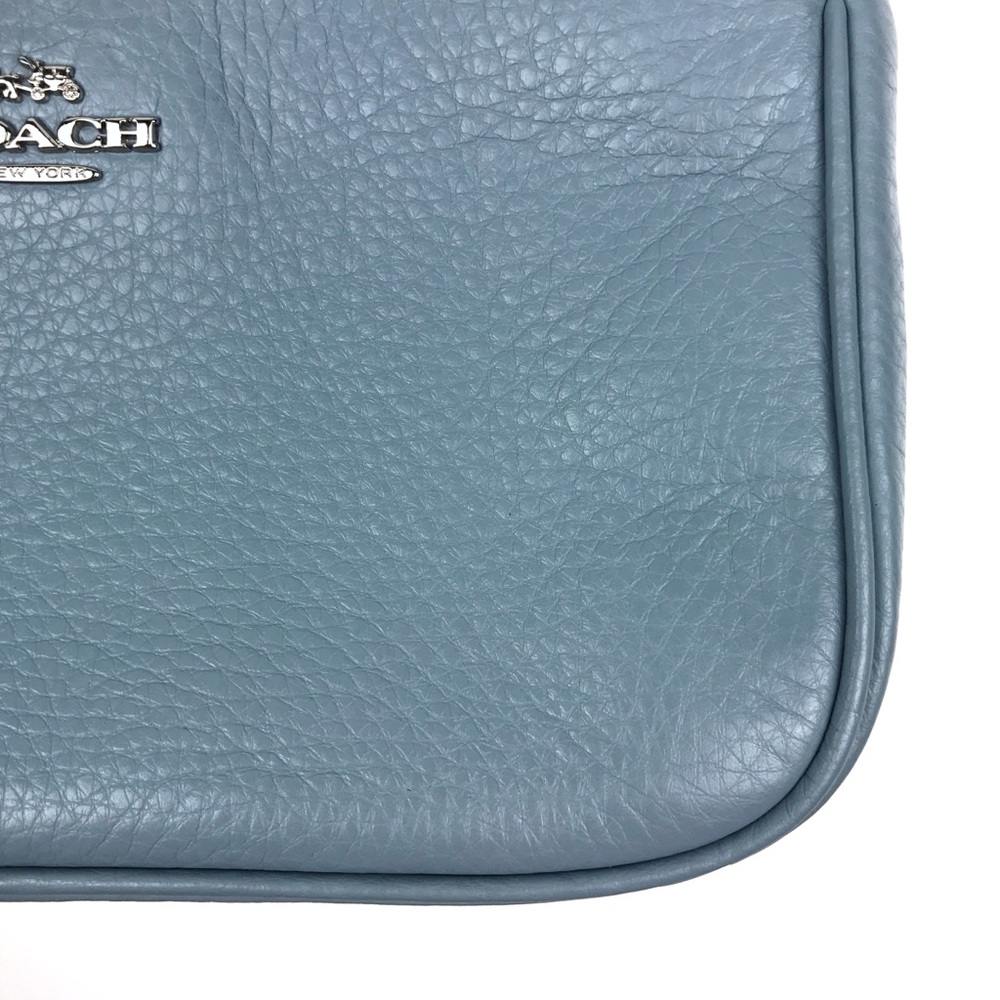✖️SOLD✖️Coach Wristlet - Picture 3 of 8